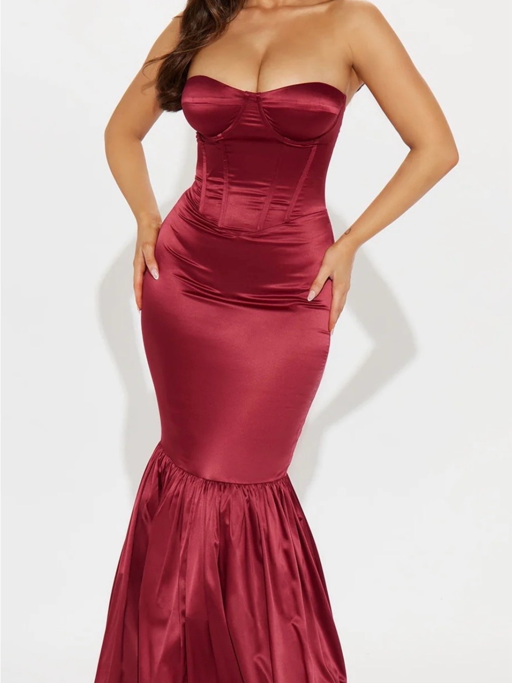 Fashion Nova Strapless Satin Mermaid Gown in Burgundy
